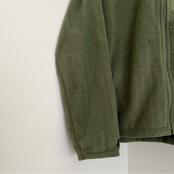 Patagonia Regulator R3 fleece jacket in Olivine - Picture 5 of 8